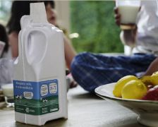 En Angleterre, la bouteille de lait devient verte !