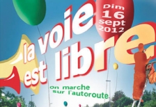 La Voie est libre : un écofestival sur une voie d’autoroute