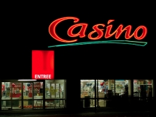 Casino, en ligne avec la tendance du \"Care\", gagne le Grand Prix Essec de la Distribution Responsable