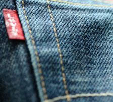 Levi\'s lance un jean économe en eau